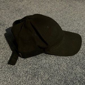 Black Hat with spot for High Ponytail